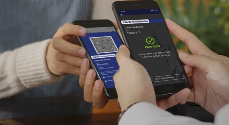 Digital vaccination Passports : Balancing Public Health and Privacy
